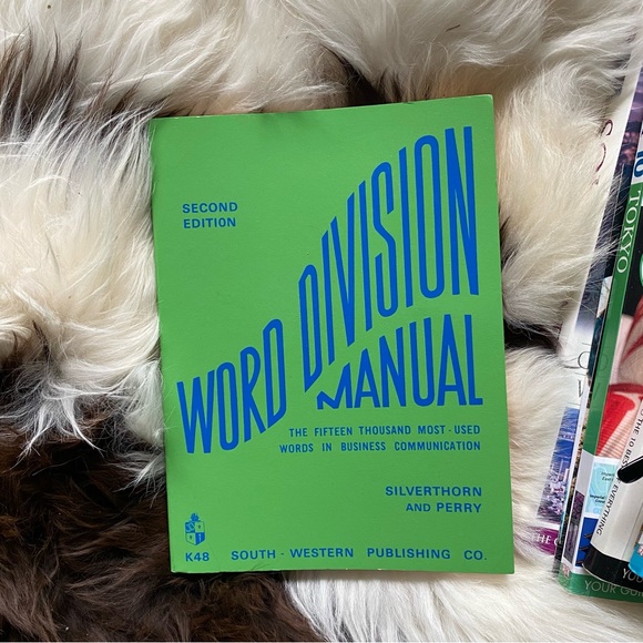 Vintage Green Blue 1970 WORD DIVISION Paperback Manual 2nd Edition - Picture 6 of 6
